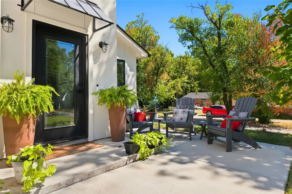 128 E Jackson Street Broken Arrow, OK 74012