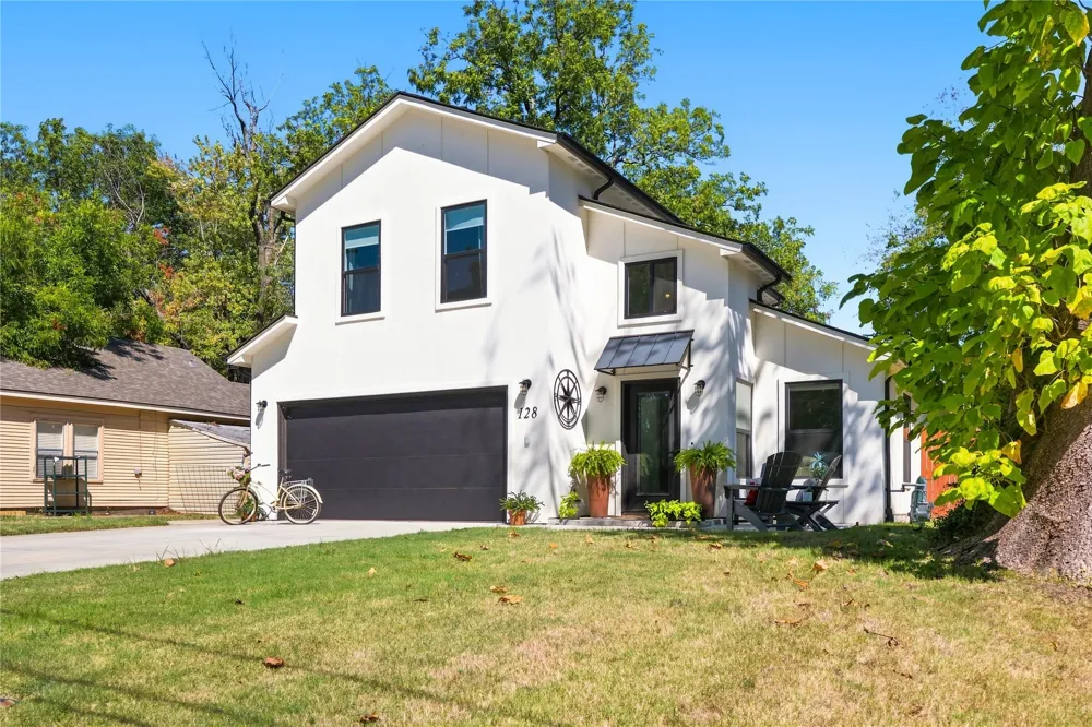 128 E Jackson Street Broken Arrow, OK 74012
