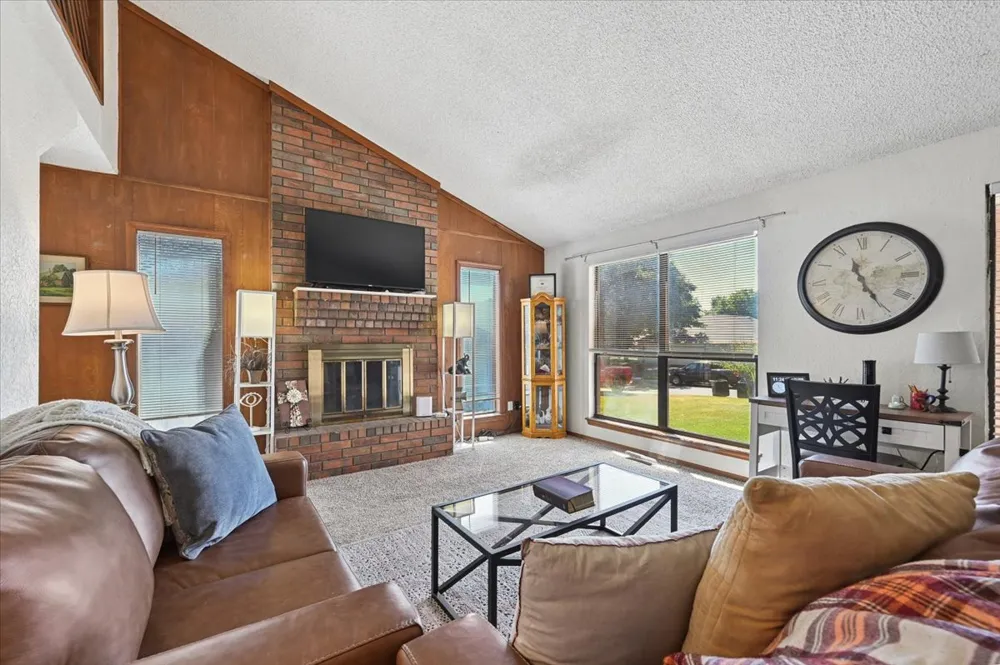 8601 E 62nd Place Tulsa, OK 74133