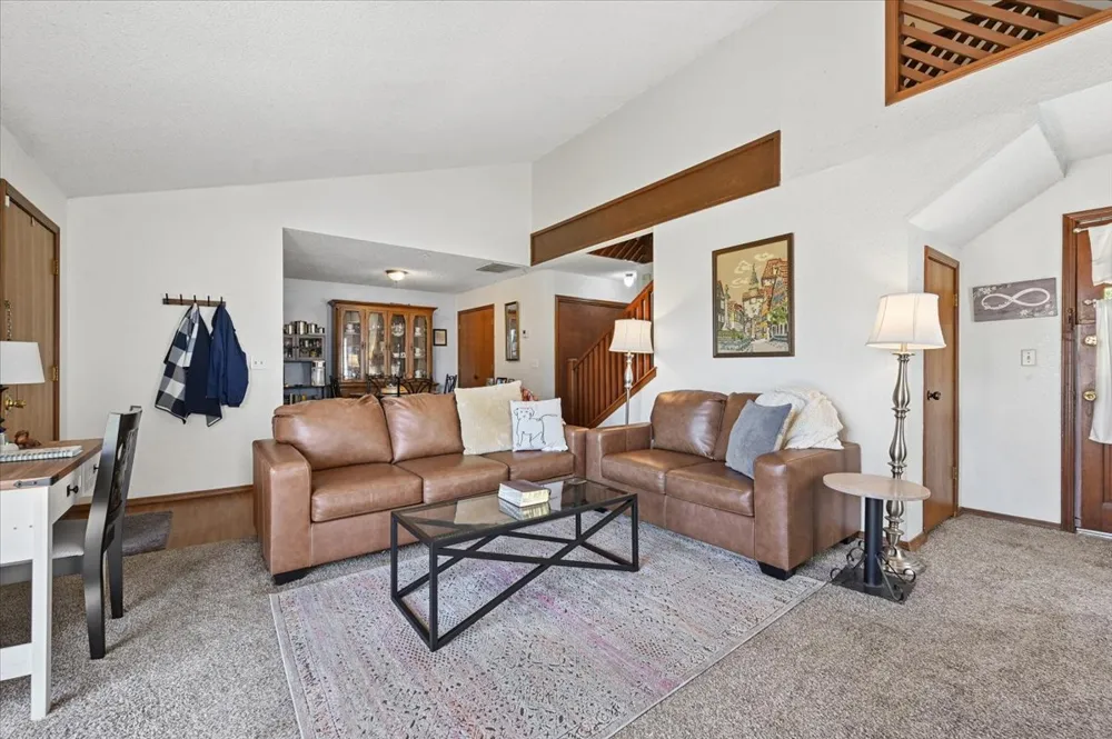 8601 E 62nd Place Tulsa, OK 74133