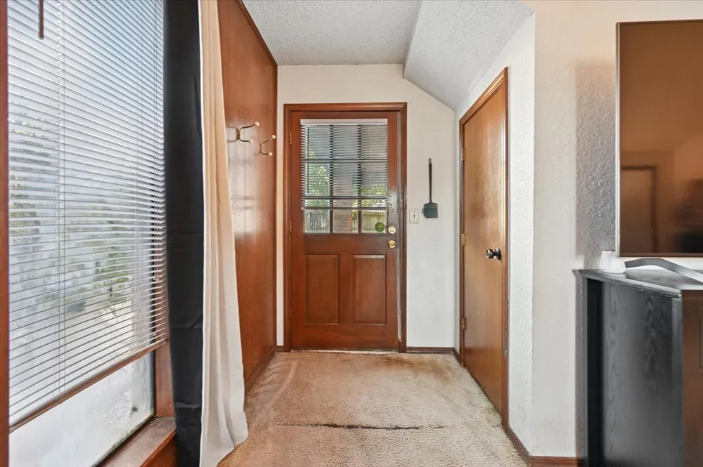 8601 E 62nd Place Tulsa, OK 74133