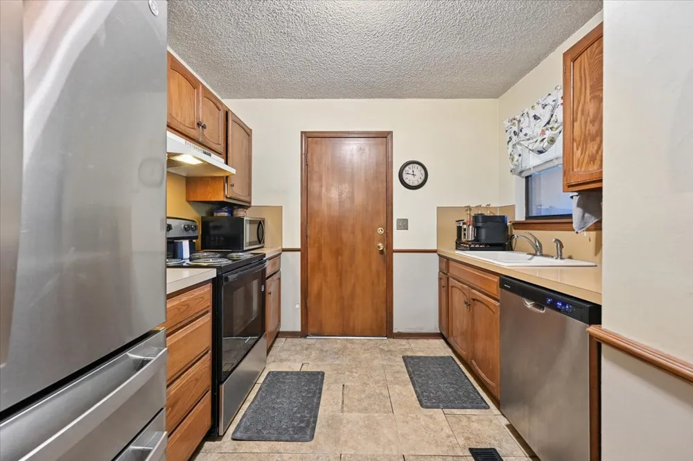 8601 E 62nd Place Tulsa, OK 74133