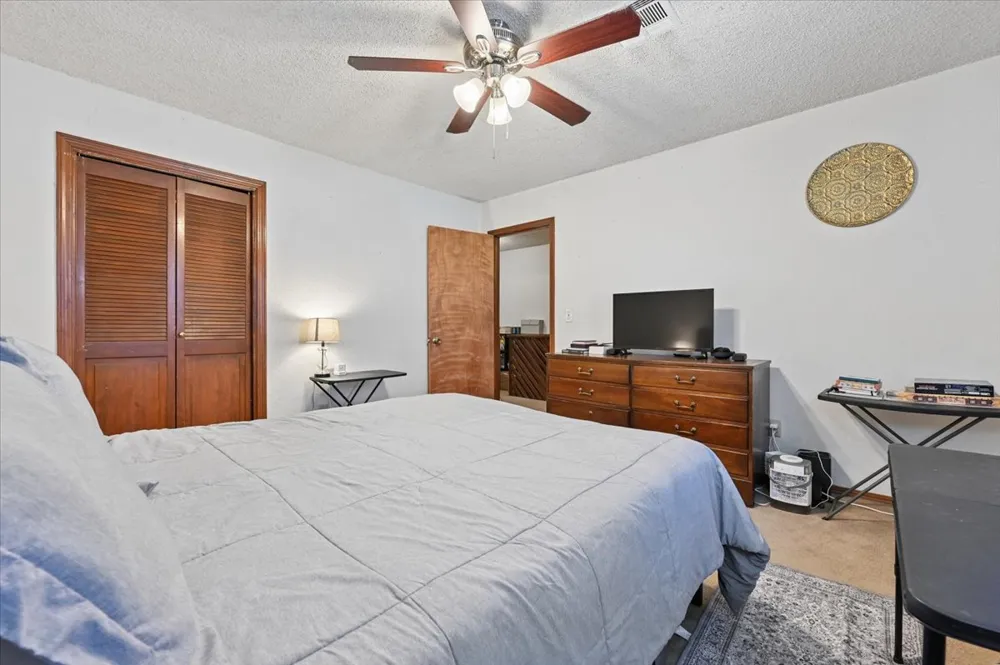 8601 E 62nd Place Tulsa, OK 74133