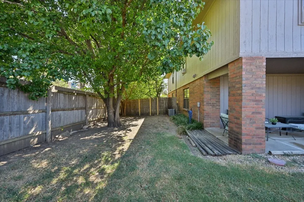 8601 E 62nd Place Tulsa, OK 74133