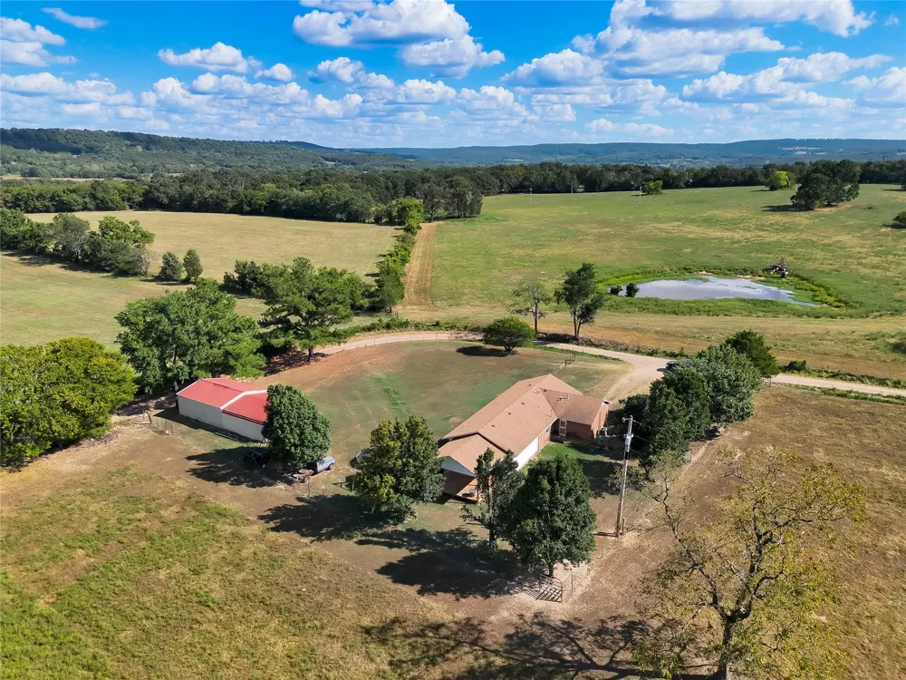 81232 S 4775 Stilwell, OK 74960