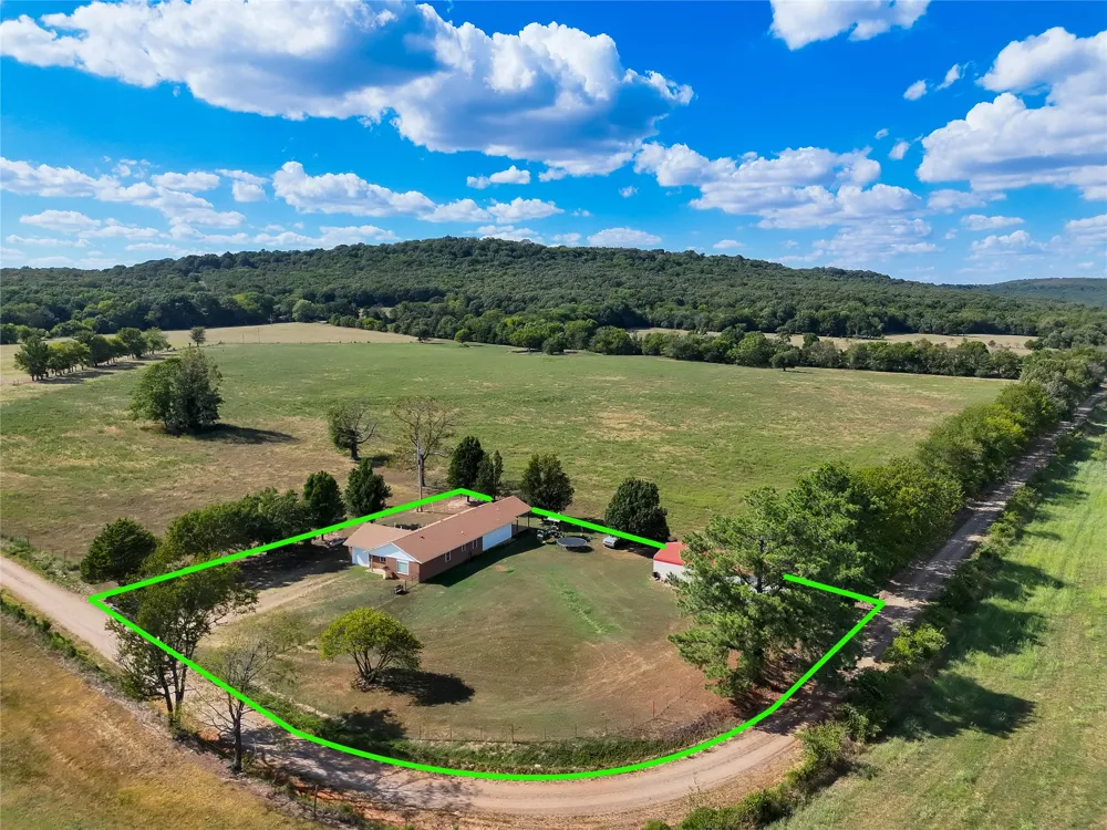 81232 S 4775 Stilwell, OK 74960