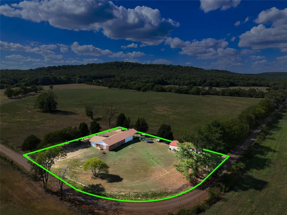 81232 S 4775 Stilwell, OK 74960