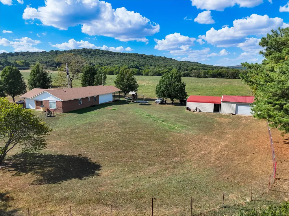 81232 S 4775 Stilwell, OK 74960