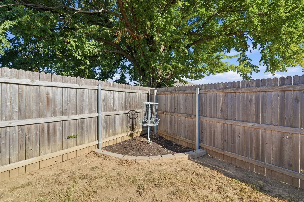 10014 E 106th Court Owasso, OK 74055