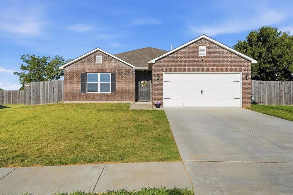 10014 E 106th Court Owasso, OK 74055
