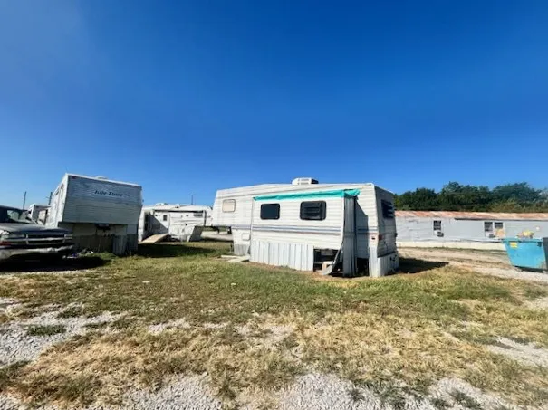 305 Steve Owens Rd Gore, OK 74435