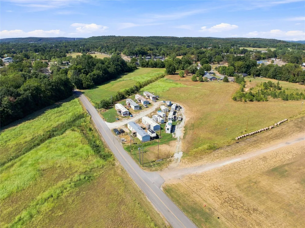 305 Steve Owens Rd Gore, OK 74435
