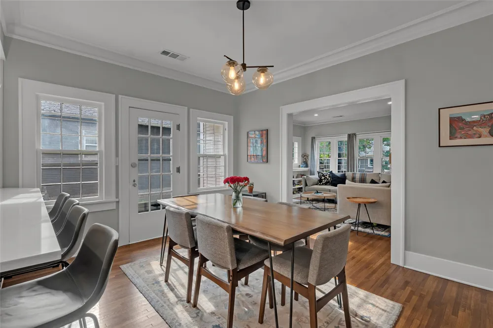 1819 E 16th Place Tulsa, OK 74104