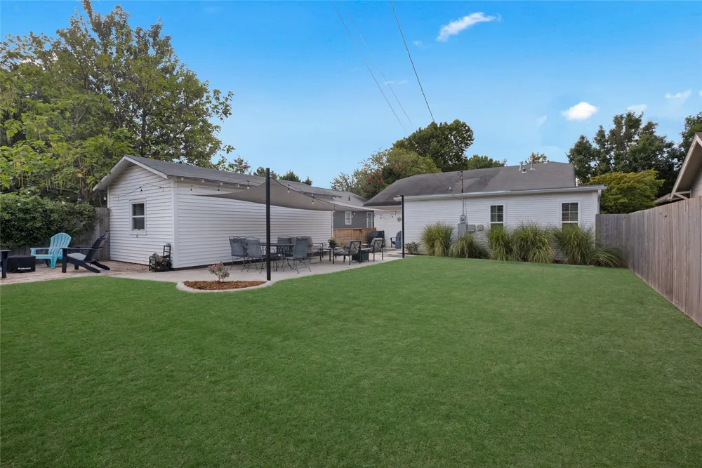 1819 E 16th Place Tulsa, OK 74104