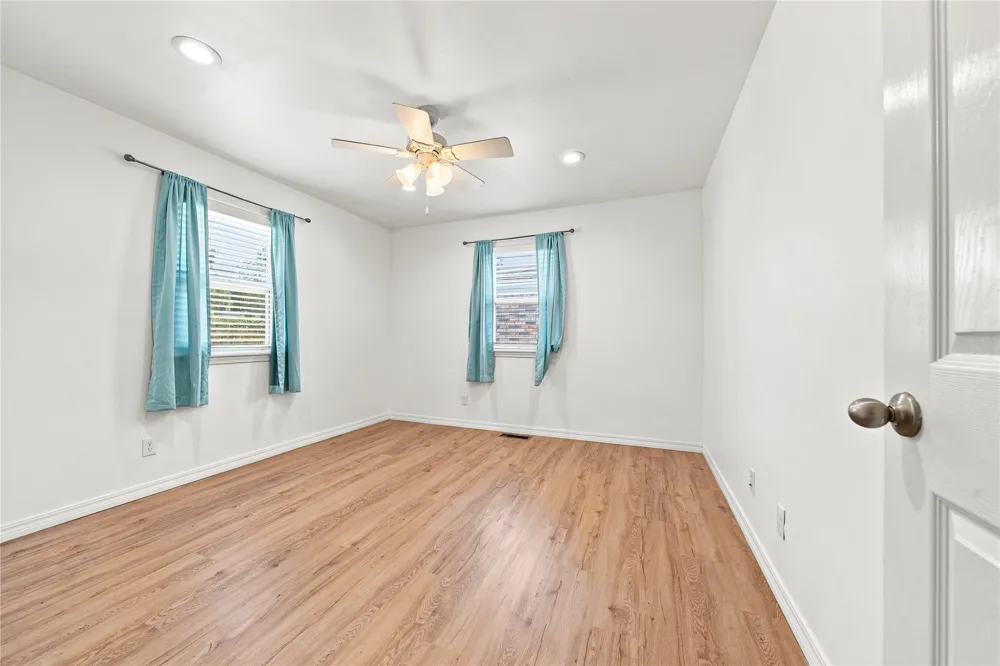 909 S Liberty Avenue Okmulgee, OK 74447