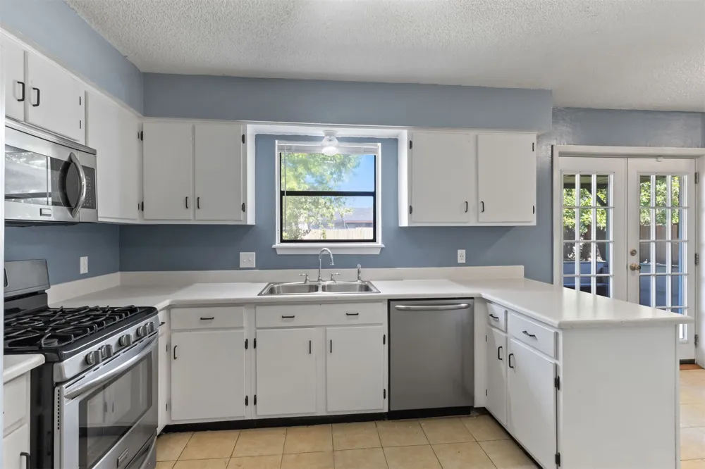 11805 E 80th Street Owasso, OK 74055