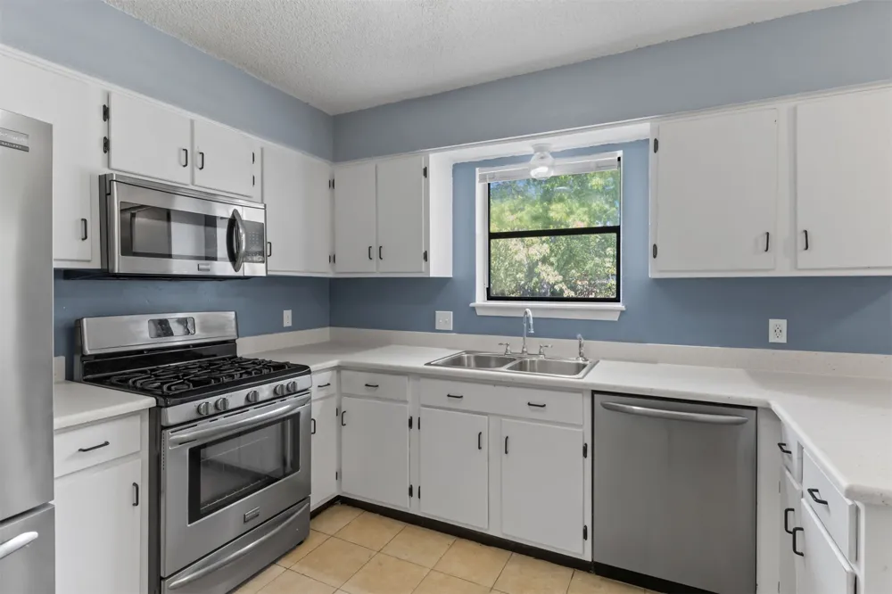 11805 E 80th Street Owasso, OK 74055