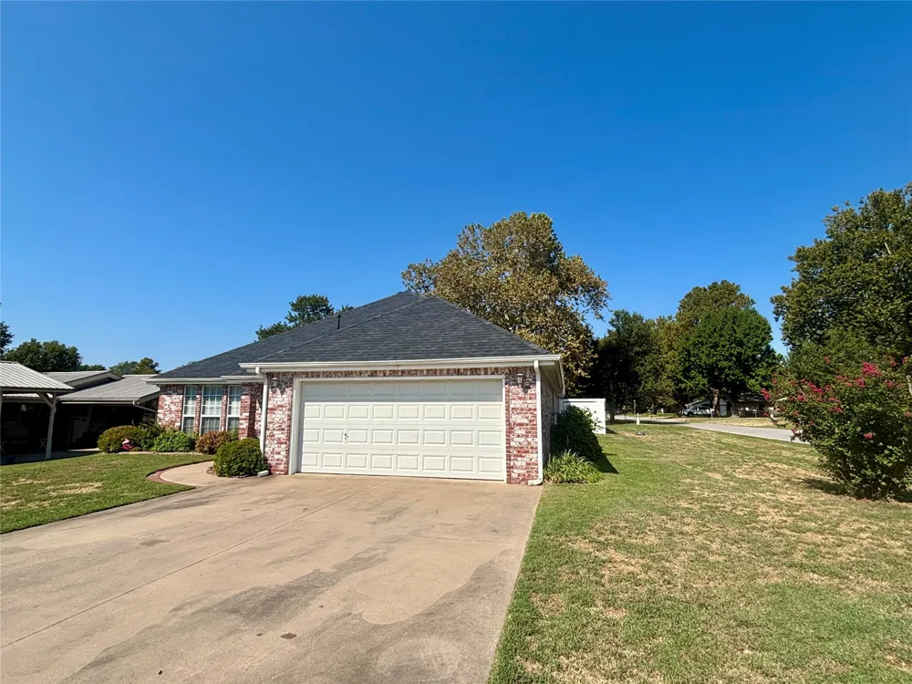 114516 Portside Drive Eufaula, OK 74432