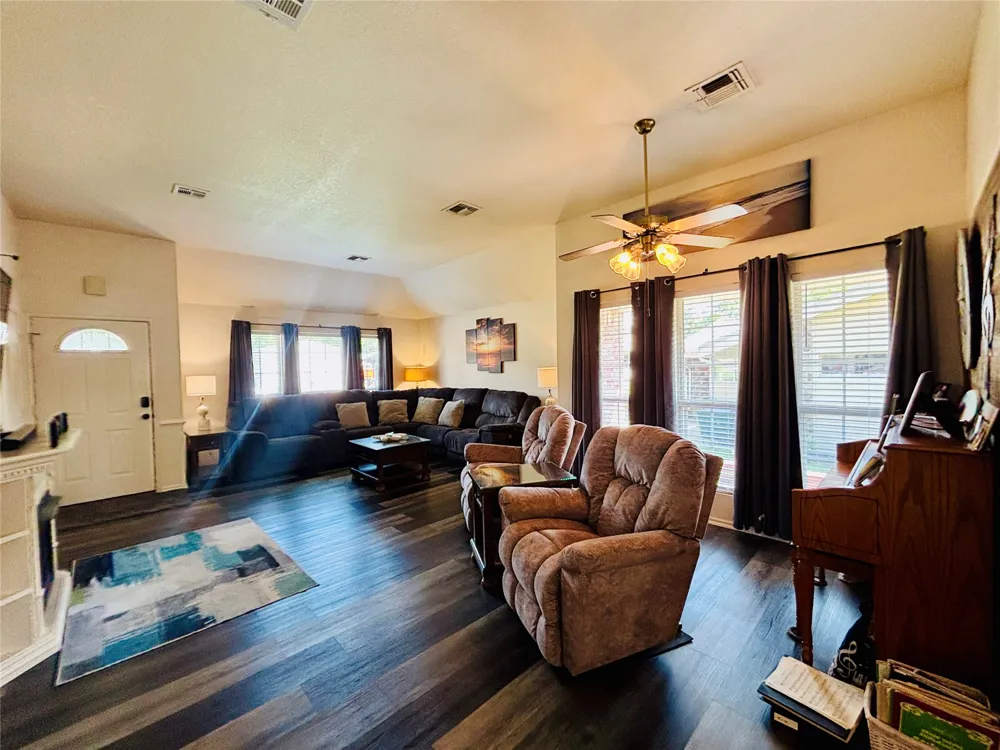 114516 Portside Drive Checotah, OK 74432