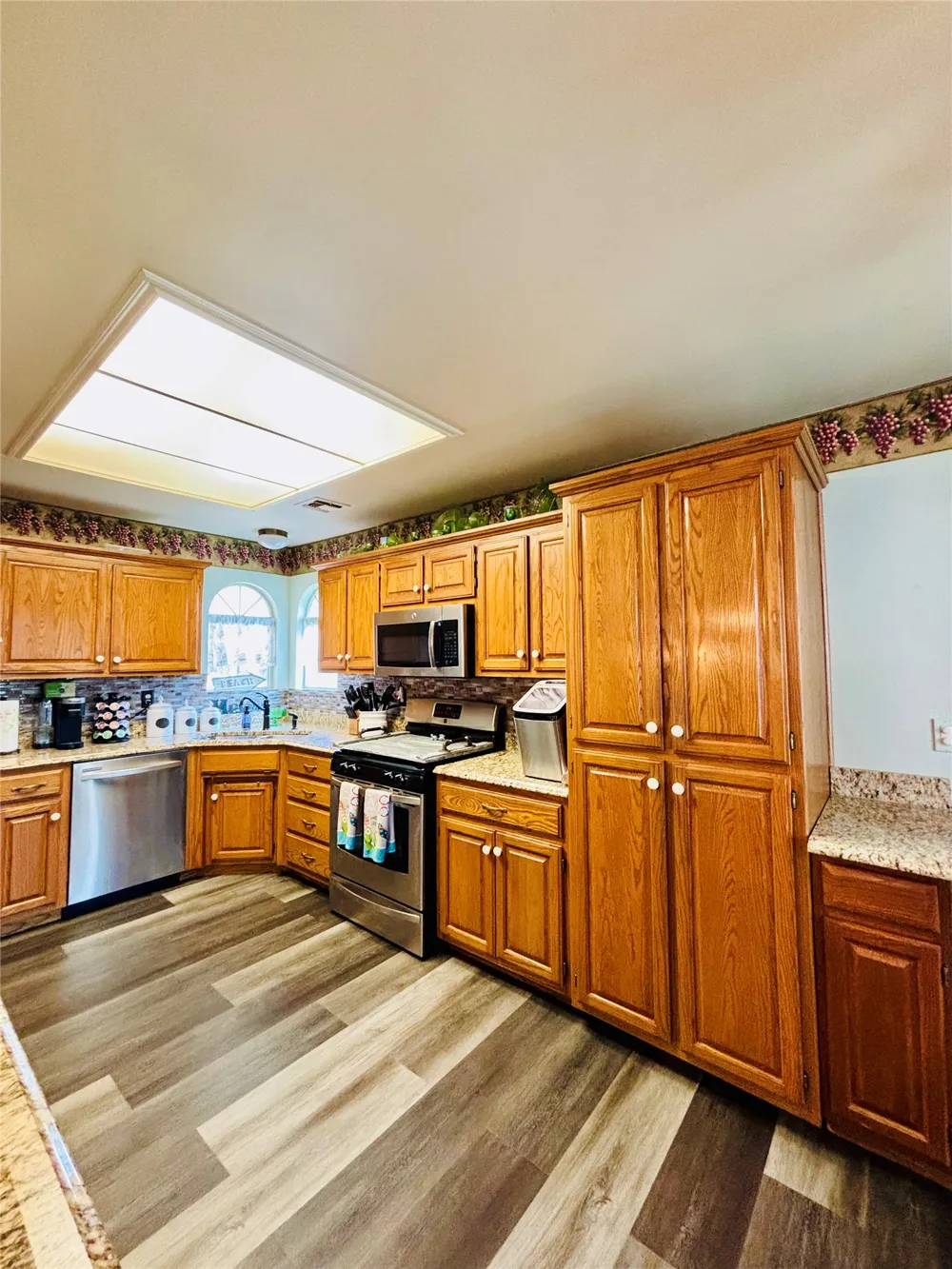 114516 Portside Drive Checotah, OK 74432