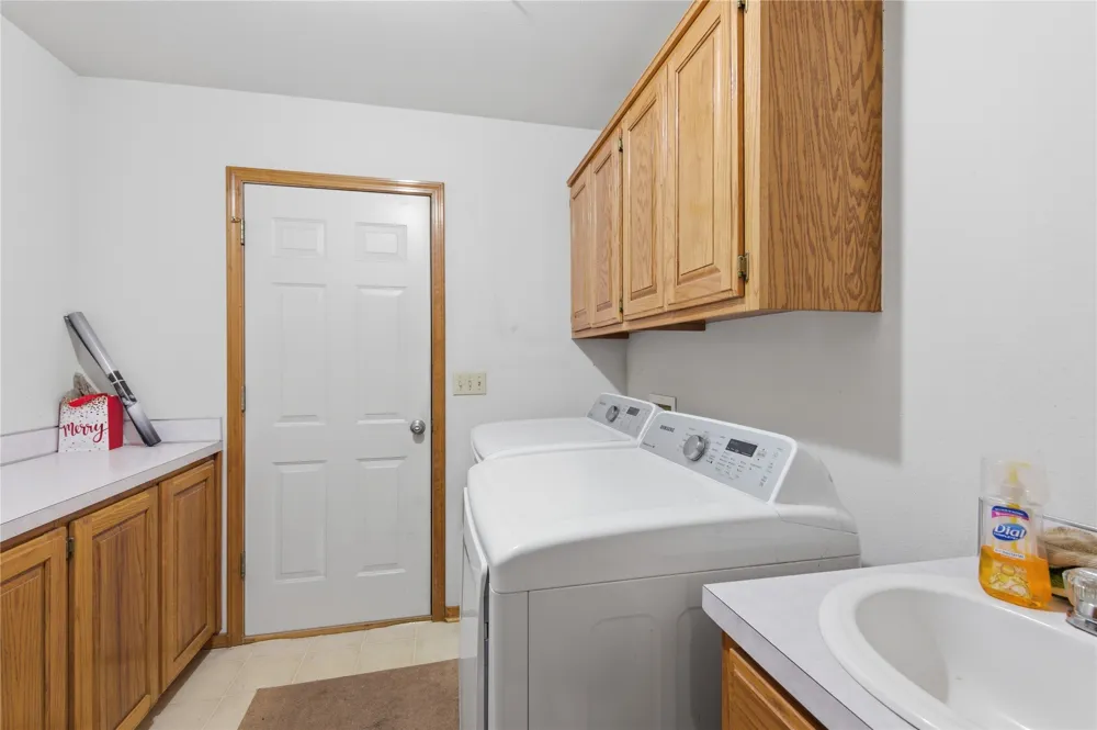 2045 Aspen Tahlequah, OK 74464