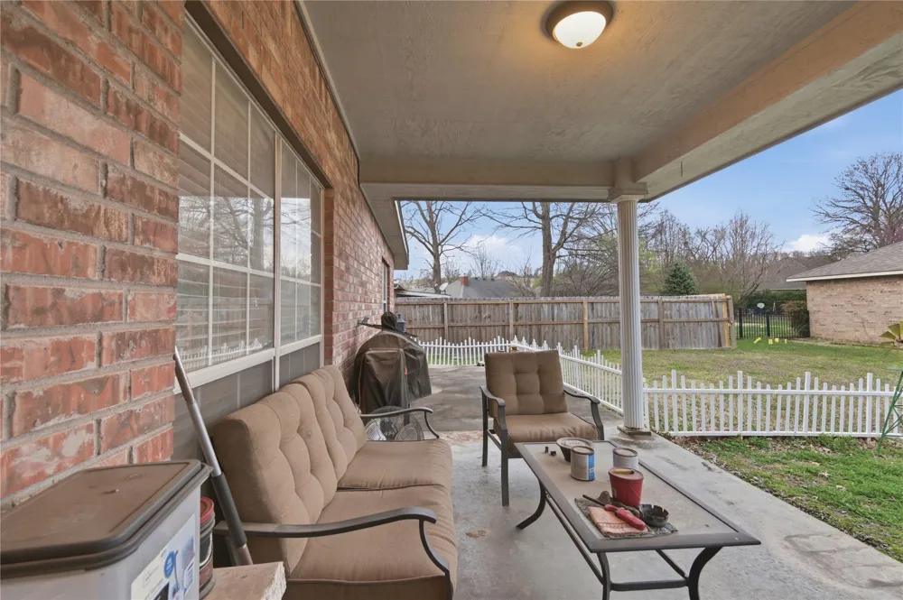 2045 Aspen Tahlequah, OK 74464