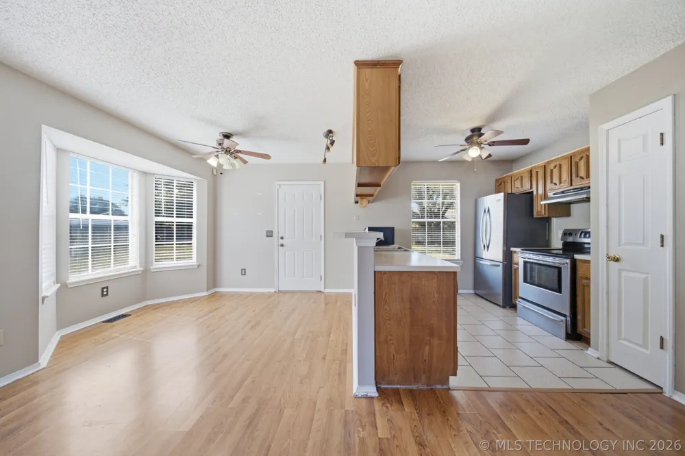 13418 S 90th EastAvenue Bixby, OK 74008