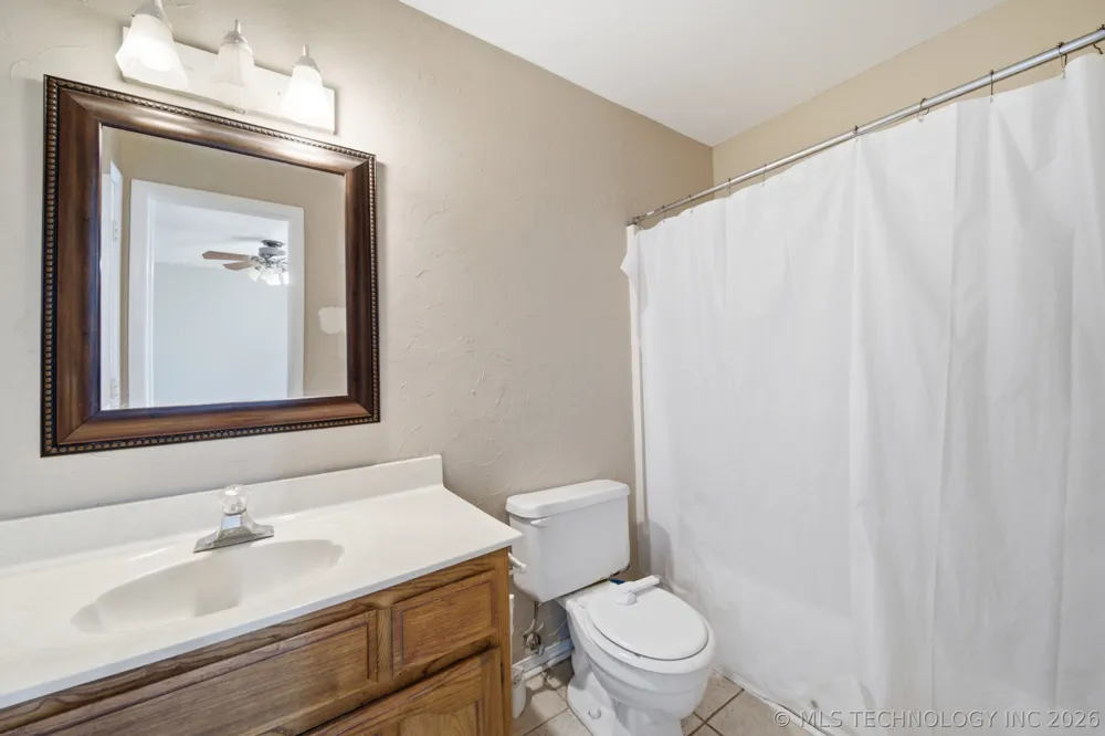 13418 S 90th EastAvenue Bixby, OK 74008