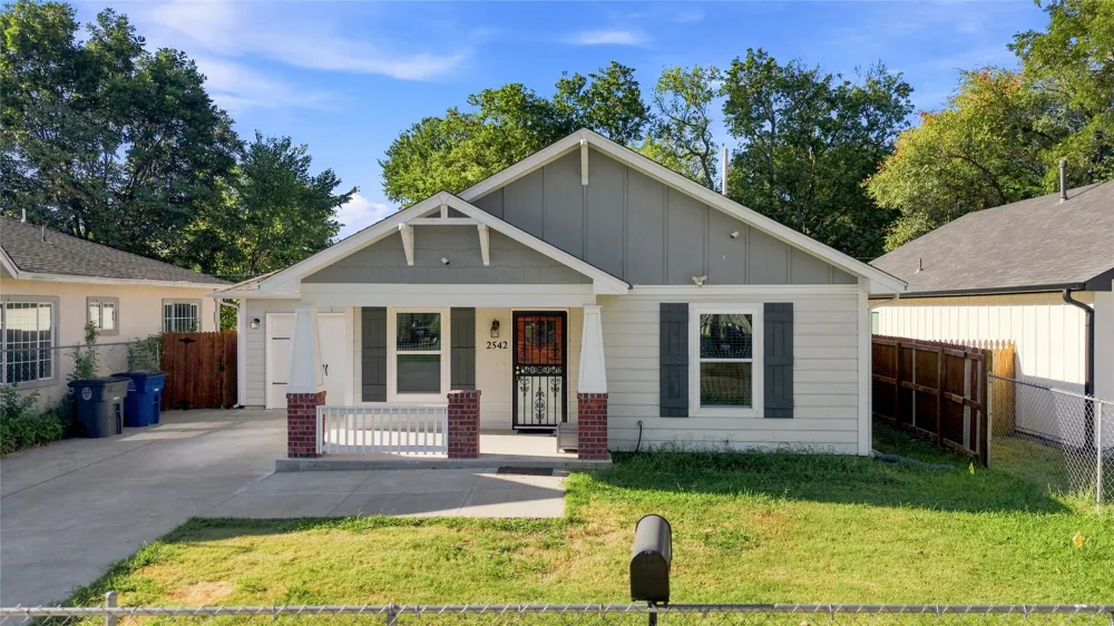 2542 E Archer Street Tulsa, OK 74110