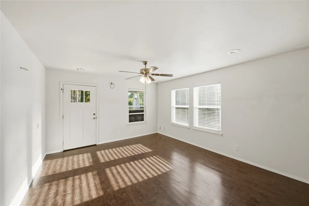 2542 E Archer Street Tulsa, OK 74110