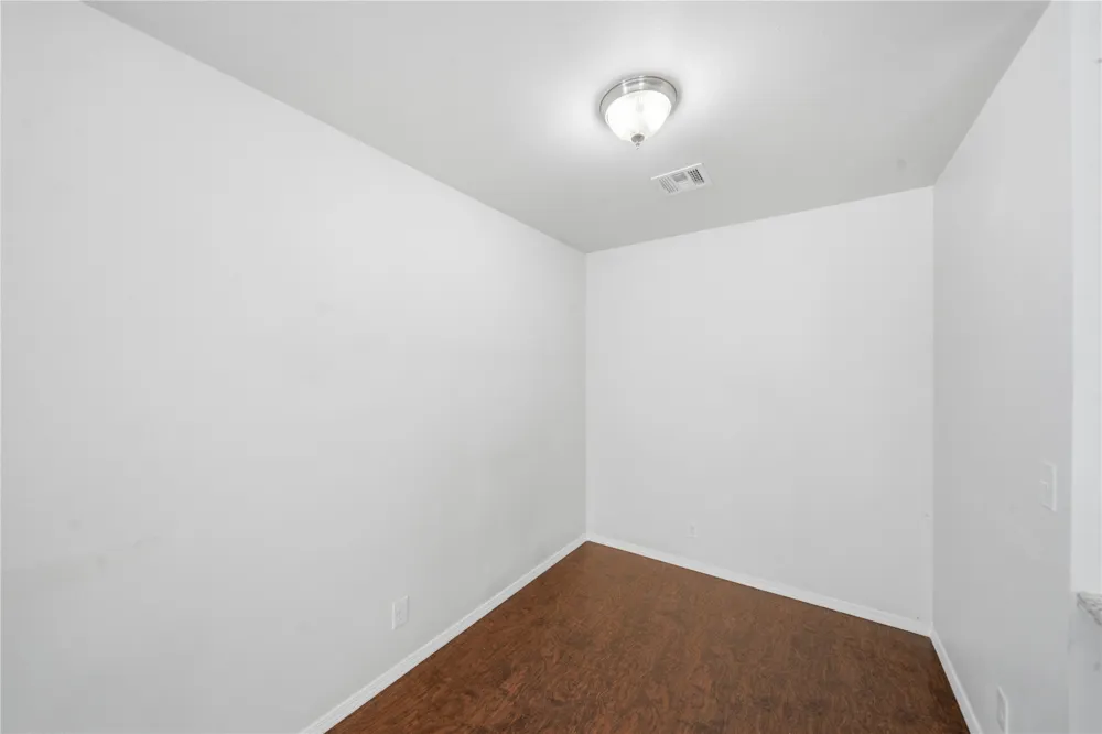 2542 E Archer Street Tulsa, OK 74110