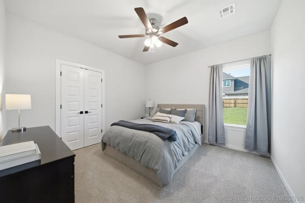 13715 S 20th Place E Bixby, OK 74008