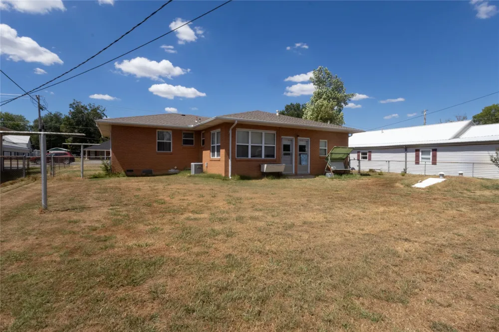320 S Main Street Krebs, OK 74554