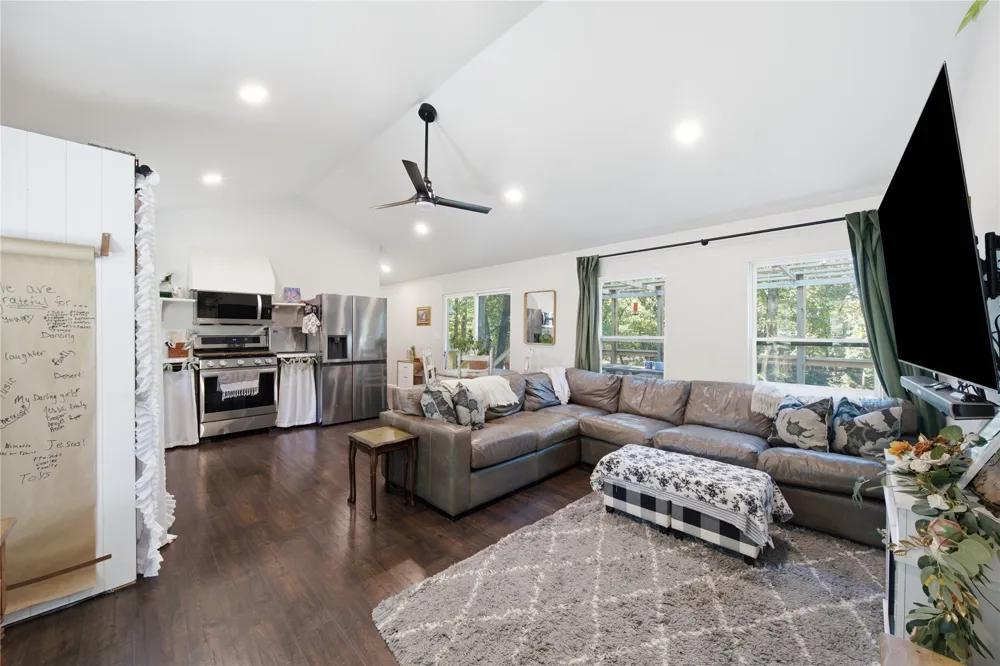 11234 E 264th Street Beggs, OK 74421
