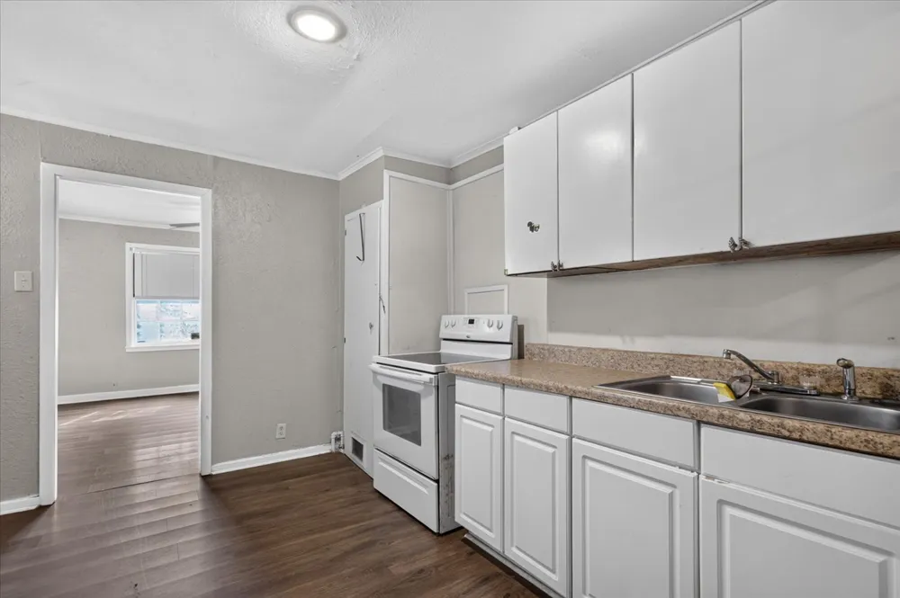 1615 S Maple Bartlesville, OK 74003