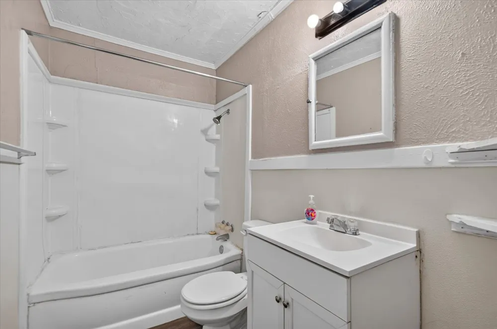 1615 S Maple Bartlesville, OK 74003