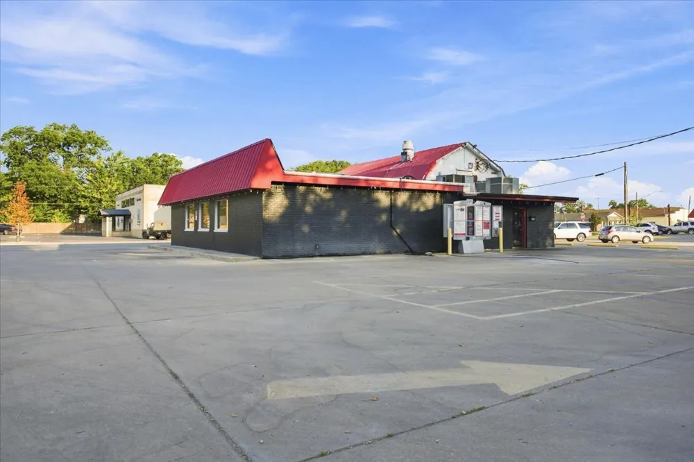 520 1st Avenue Durant, OK 74701