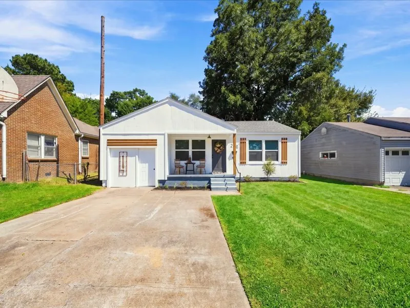 218 34th Street Muskogee, OK 74401