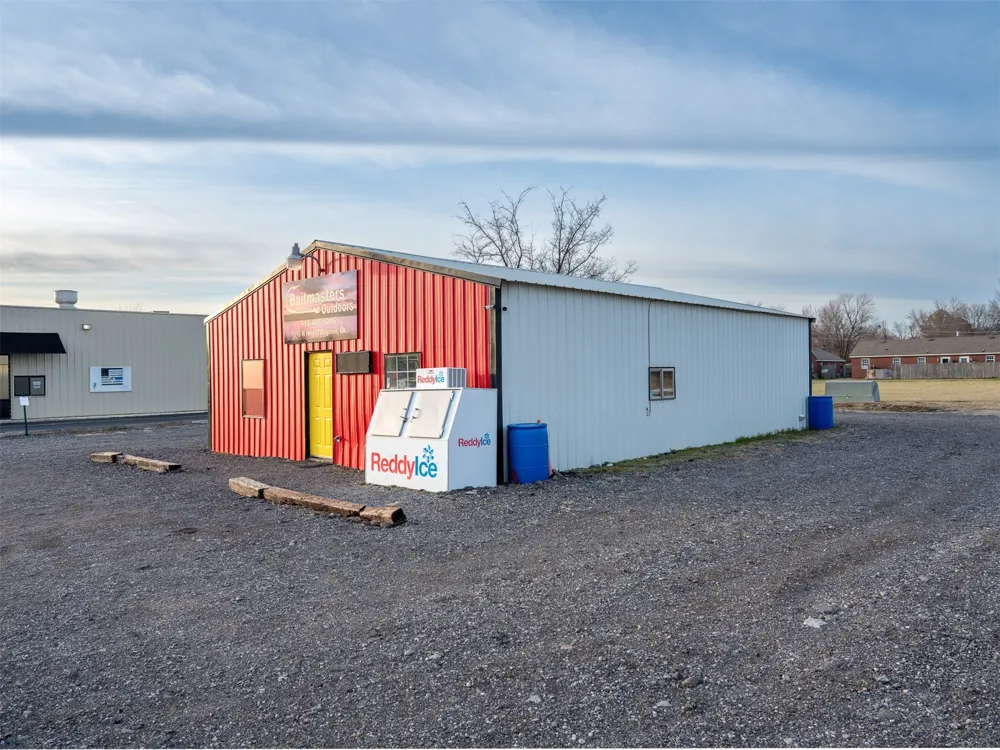 1516 W 51 Highway Wagoner, OK 74467