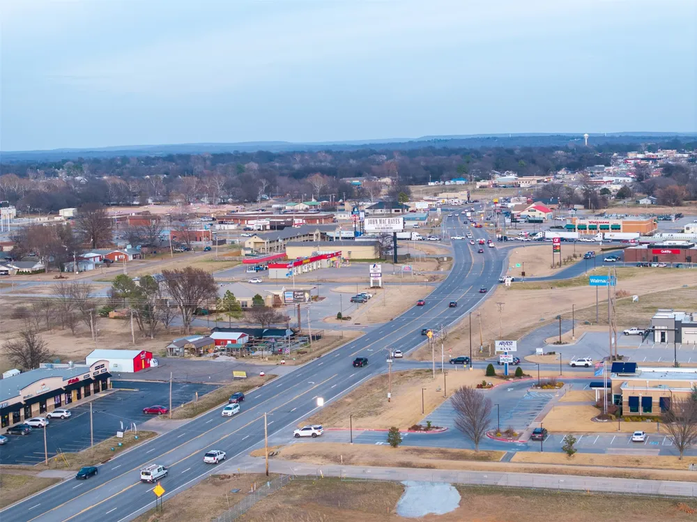 1516 W 51 Highway Wagoner, OK 74467