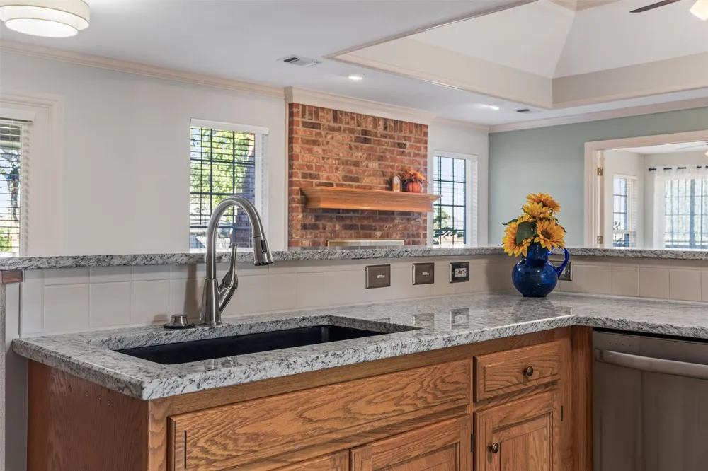 5633 Parkhill Court Bartlesville, OK 74006