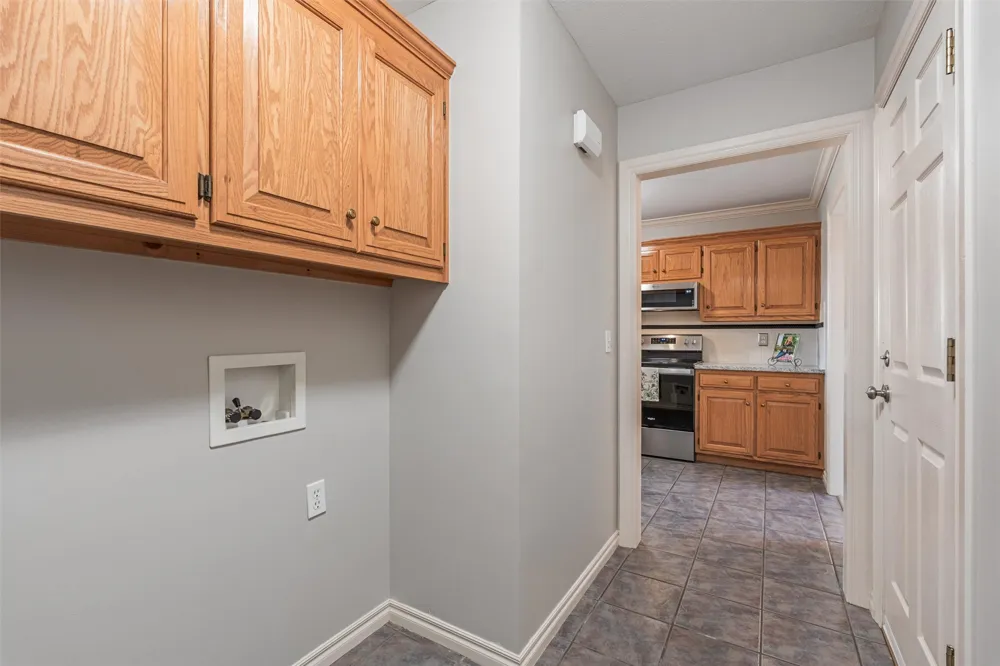 5633 Parkhill Court Bartlesville, OK 74006