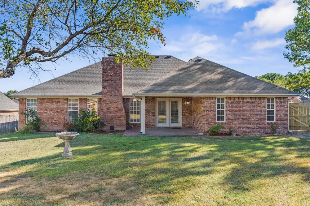 5633 Parkhill Court Bartlesville, OK 74006