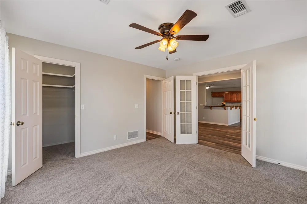 5633 Parkhill Court Bartlesville, OK 74006