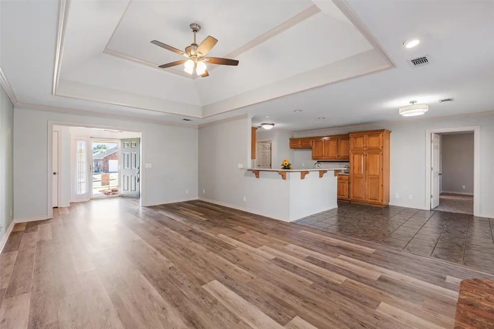 5633 Parkhill Court Bartlesville, OK 74006