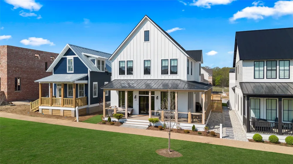 64 Center Lane Carlton Landing, OK 74432