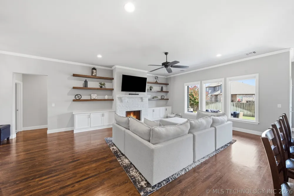 12647 S 73rd Place E Bixby, OK 74008