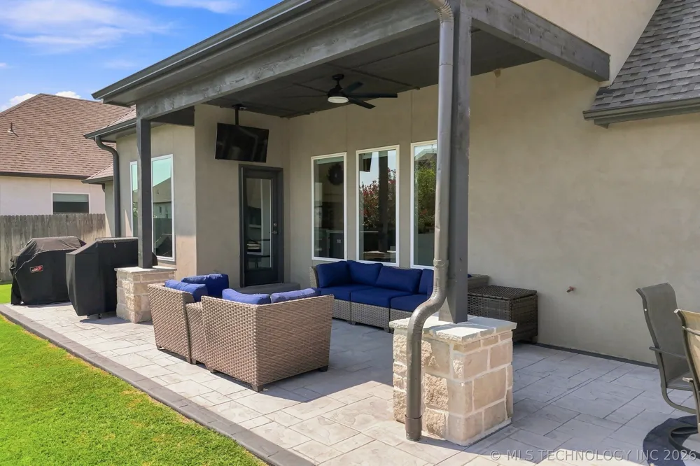 12647 S 73rd Place E Bixby, OK 74008