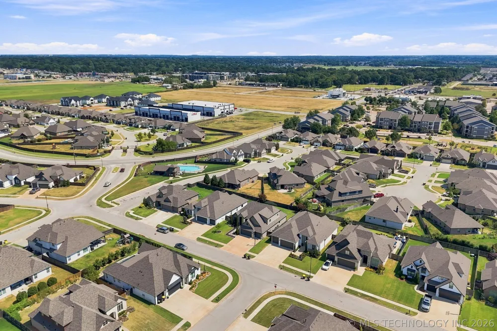 12647 S 73rd Place E Bixby, OK 74008