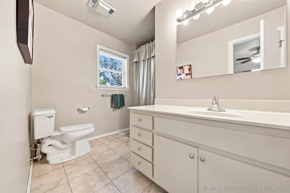 130 Private Road 067 Eucha, OK 74342